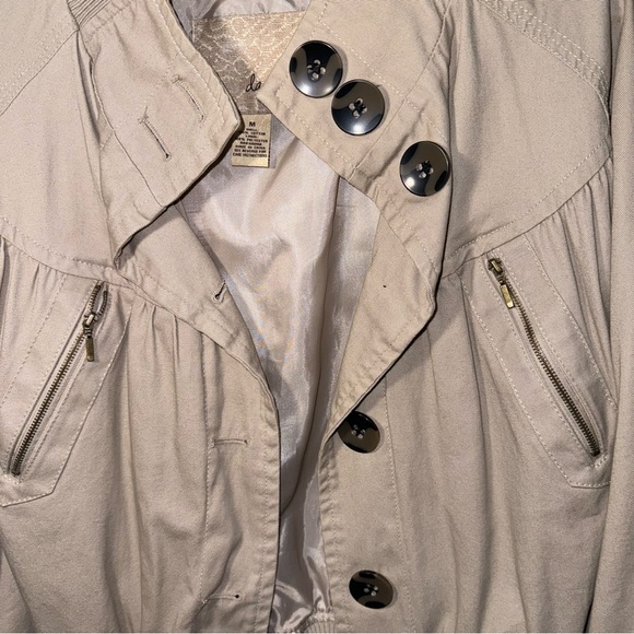 Daytrip Women’s Taupe Utility Bomber Jacket w/ Zipper Pockets & Button Front - Picture 5 of 13
